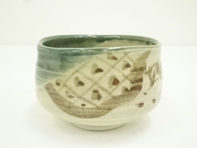 JAPANESE TEA CEREMONY / ORIBE WARE TEA CHAWAN